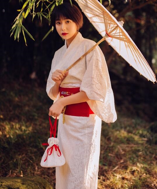 久久亚洲精品国产露脸-人妻互换HDF中文 - 小鸡AV揉同桌的双乳下面湿透了