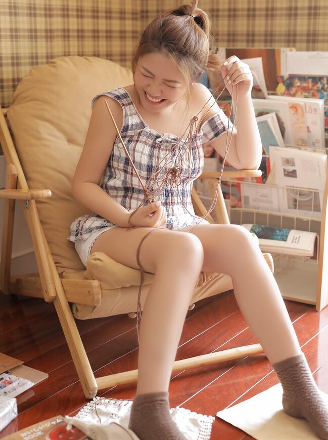 国产精品人人妻人人爽人人牛-双性两腿大开揉捏花蒂 - 小鸡AV和女同学裸睡我进去了