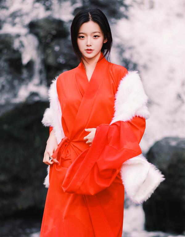 涩涩爱在线撸免费视频-韩国三级《女教师》 - 小鸡AV车里扒开奶罩揉吮奶头免费A片