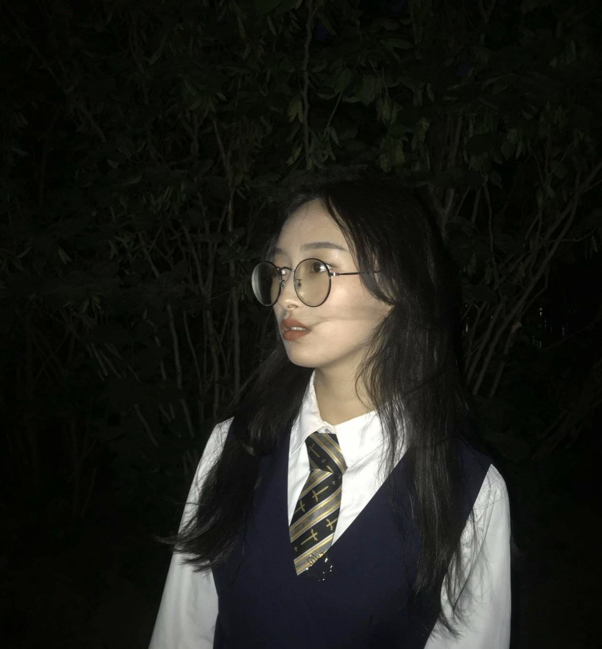 日本美女黄视频