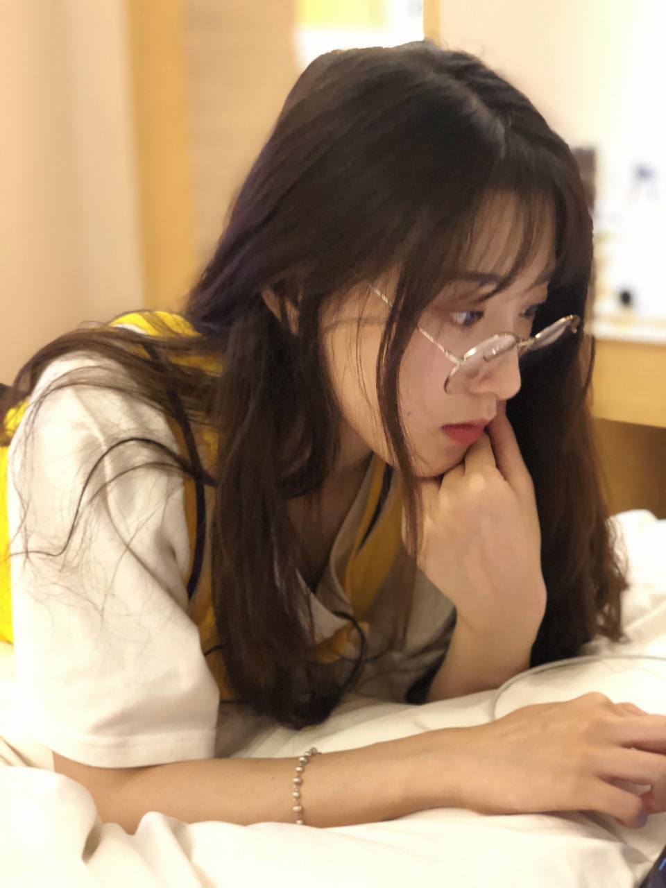 午夜国产情侣拍视频-亚洲色图激情小说 - 小鸡AV主人扒开腿揉捏花蒂调教cfh