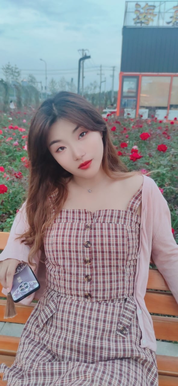 国模燕子大尺度私拍 [-好小好紧H有妇之夫 - 小鸡AV男生在床上脱美女 胸