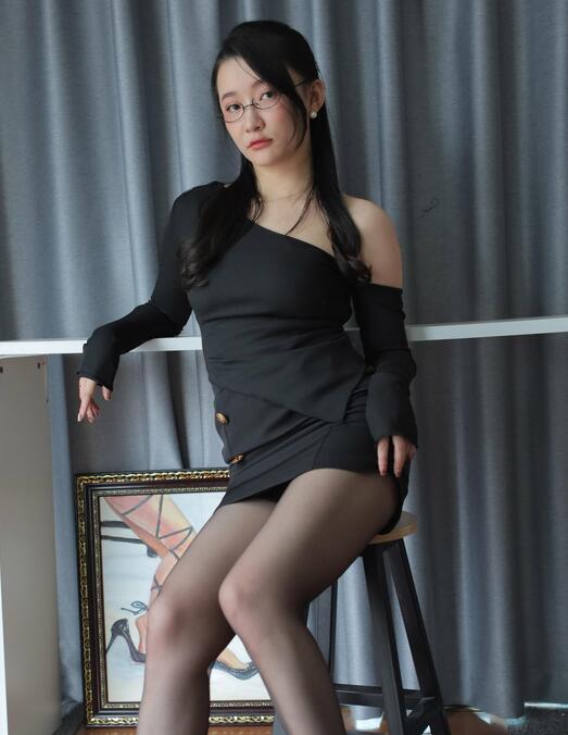 又黄又刺激又黄又舒服-日韩免费视频一区二区 - 小鸡AV在线视频一区二区三区四区