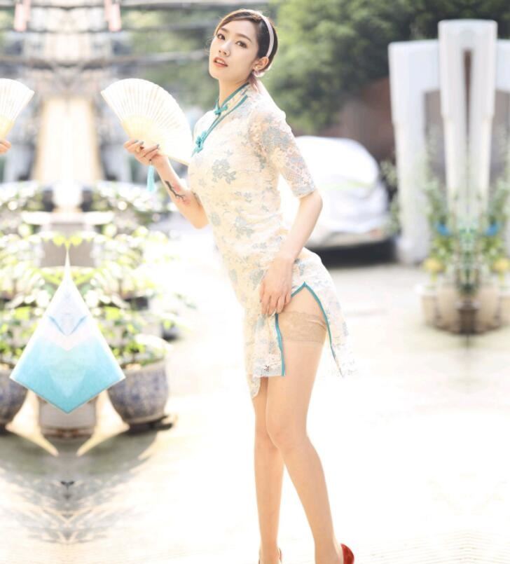 豪妇荡乳1一5白玉兰在线看-好爽好深太涨了很舒服 - 小鸡AV我被室友们强了H女百合