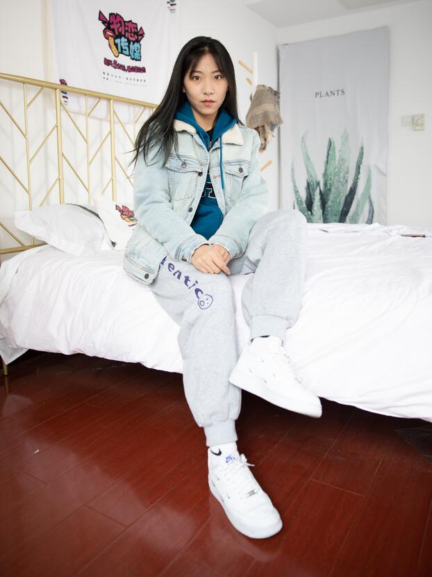 亚洲欧美中文v日韩v在线-欧美成人免费看片一区 - 小鸡AV亚洲欧美日韩综合在线播放