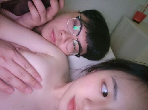 法国色情HD巜安娜情欲史-大胸美女脱内衣黄网站 - 小鸡AV亚洲欧美精品无码大片在线观看