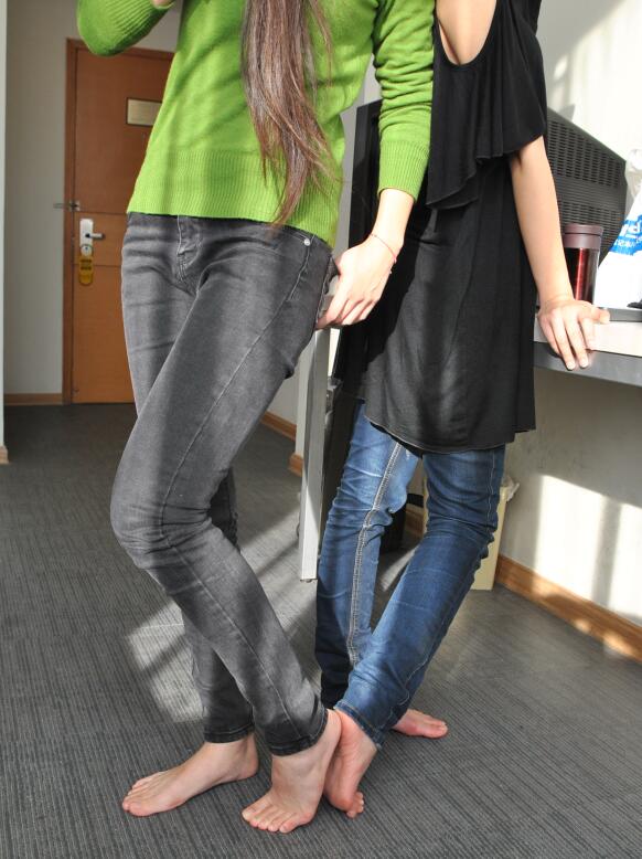 美国免费高清一级毛片-国产spanking调教视频 - 小鸡AV袜奴会所1～9