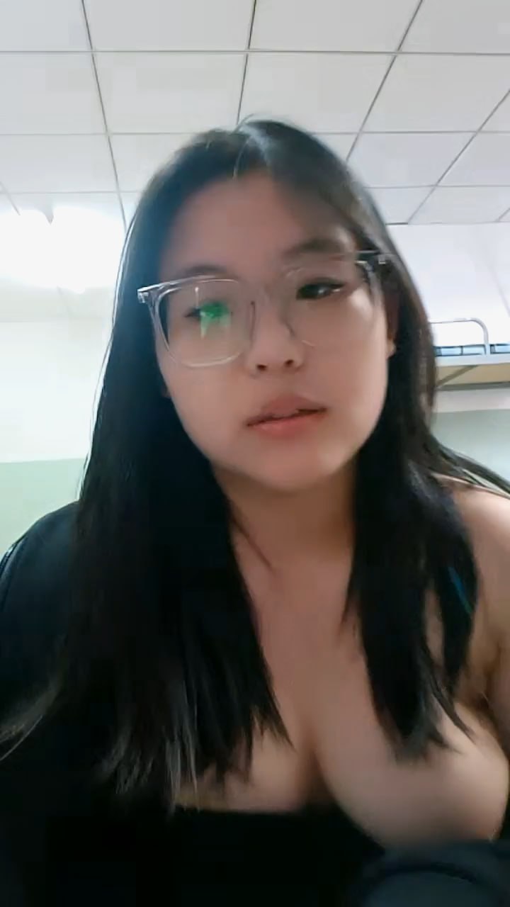 色美女在线-大象焦伊人久久综合网色视 - 小鸡AV国内色综合精品视频在线