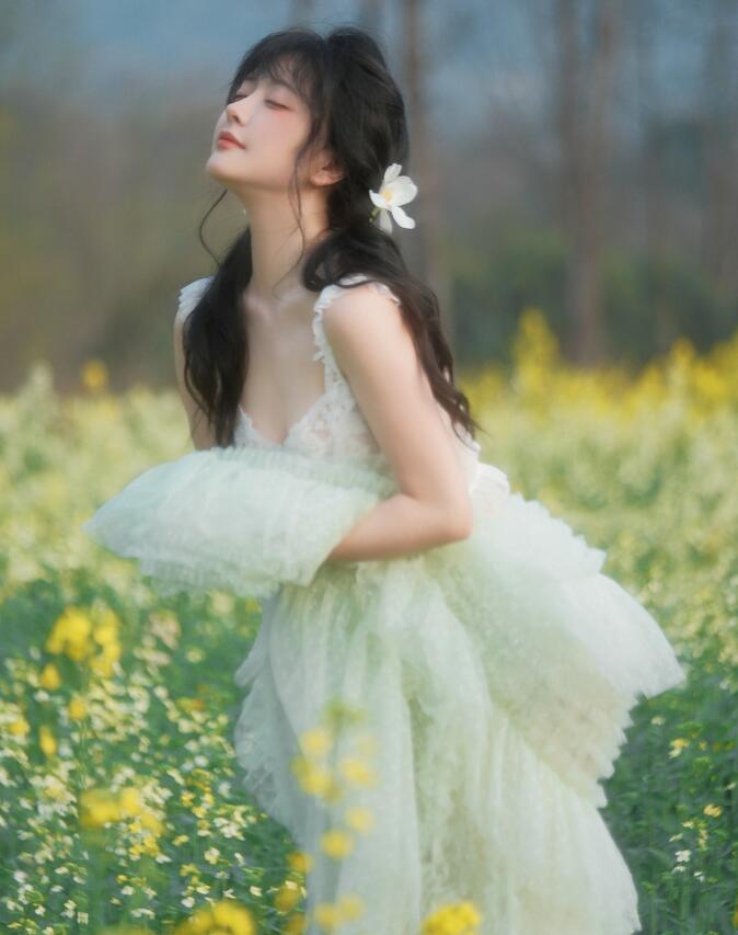 亚洲美女亚洲精品久久久久