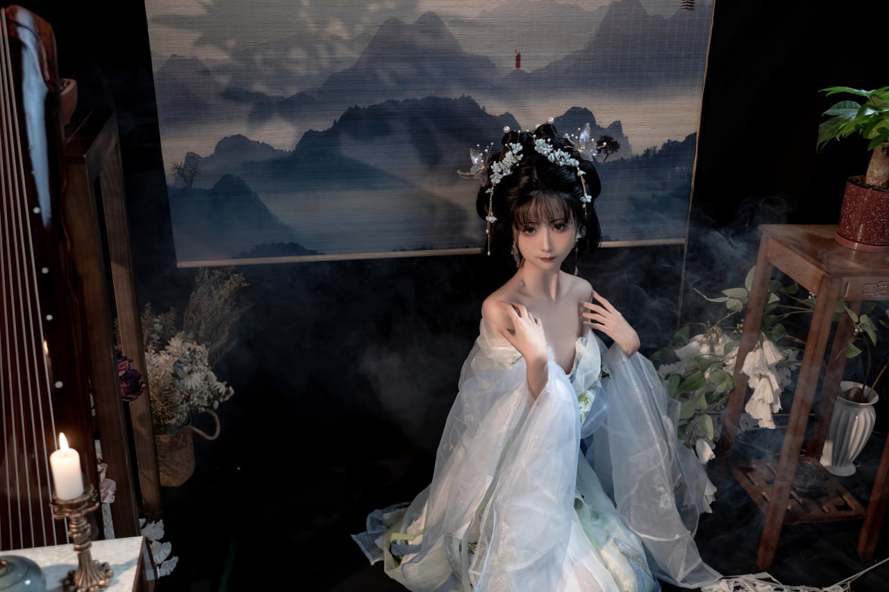 亲胸吻胸添奶头GIF动态图免费-黃色带三级a级 - 小鸡AV国产精品久久久久久无码人妻