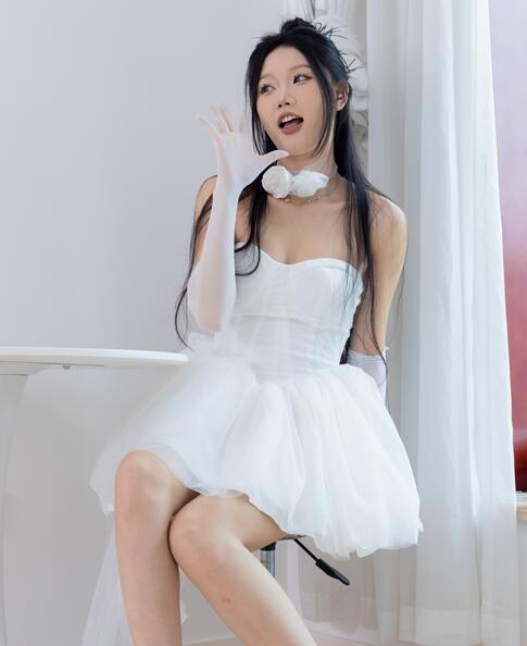 床吻戏脱戏吻胸大全-国产在线一卡二卡 - 小鸡AV国产精品免费一区二区区