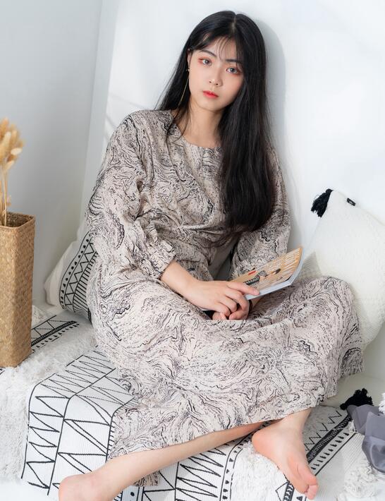 军人粗大的内捧猛烈进出视频