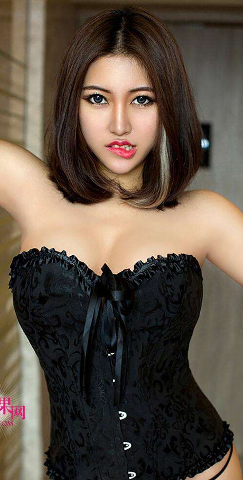 天天摸夜夜添-美国毛片基地a级e片 - 小鸡AV超级乱淫伦小说1女多男