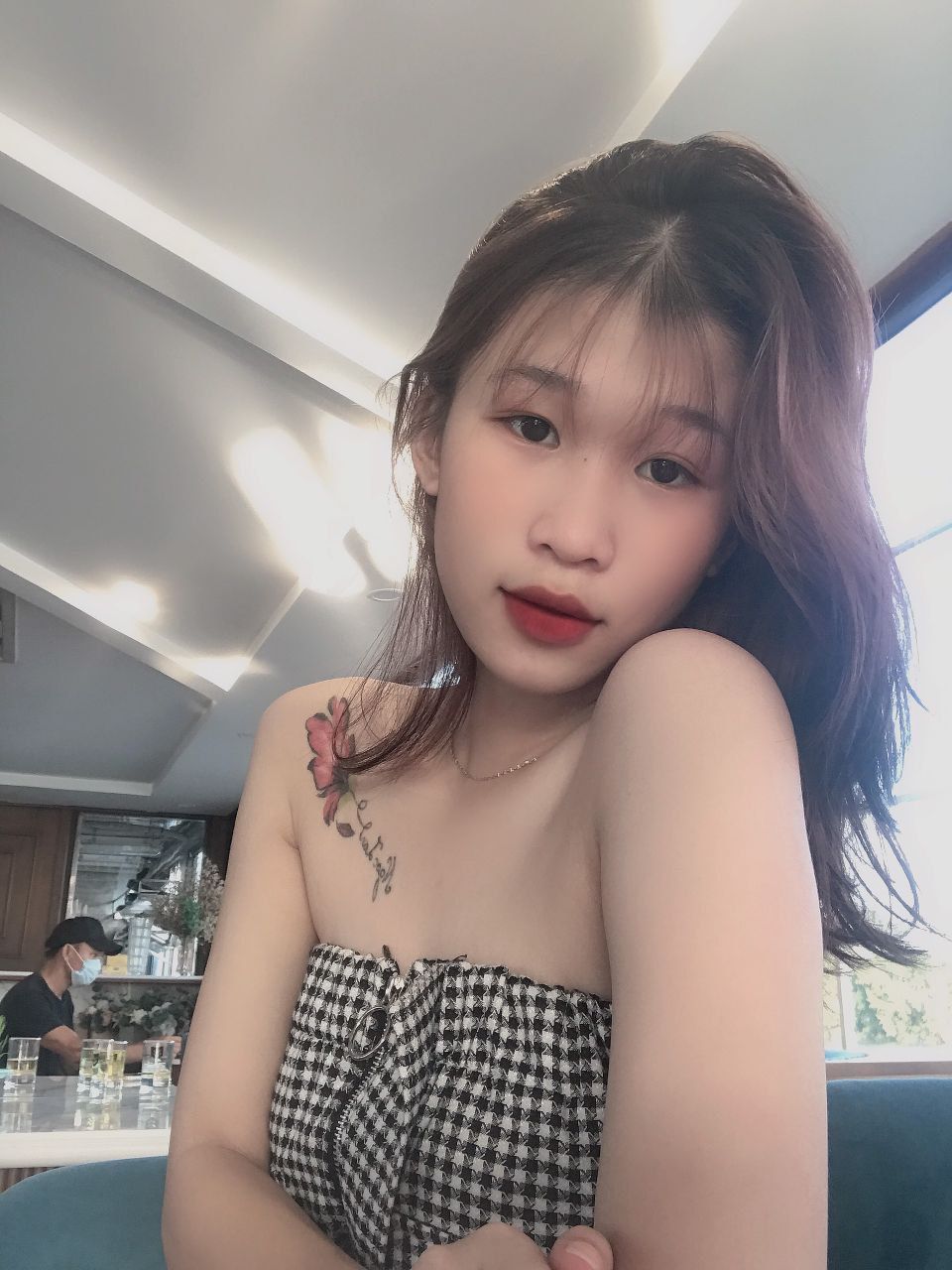 香蕉尹人在线观看免费下载-相亲对象是个问题学生 - 小鸡AV九一在线观看