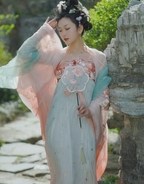 欧美亚洲春色系列-亚洲另类春色 - 小鸡AV免费中日高清无专码有限公司