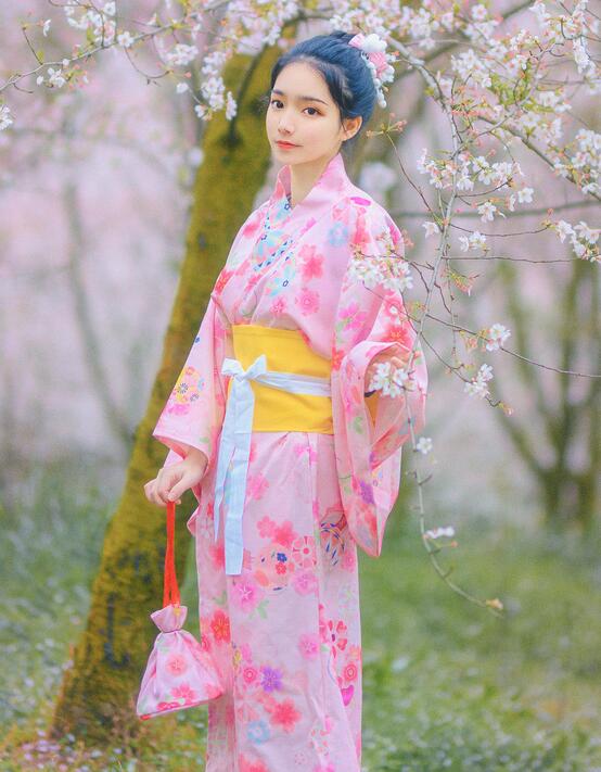 17岁电影日本-韩国限制级电影 - 小鸡AV2020年亚洲天天爽天天噜