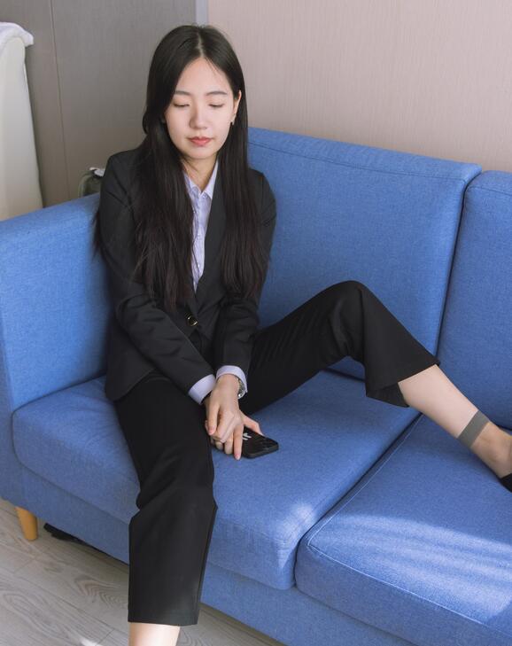 国产午夜精品理论片小yo奈-亚洲精品一区二区久 - 小鸡AV部长与人妻秘书日本HD