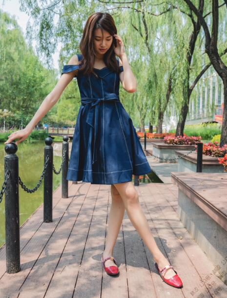 国产精品自在线拍国产-久久久精品视频免费观看 - 小鸡AV又黄又爽又色还免费的视频