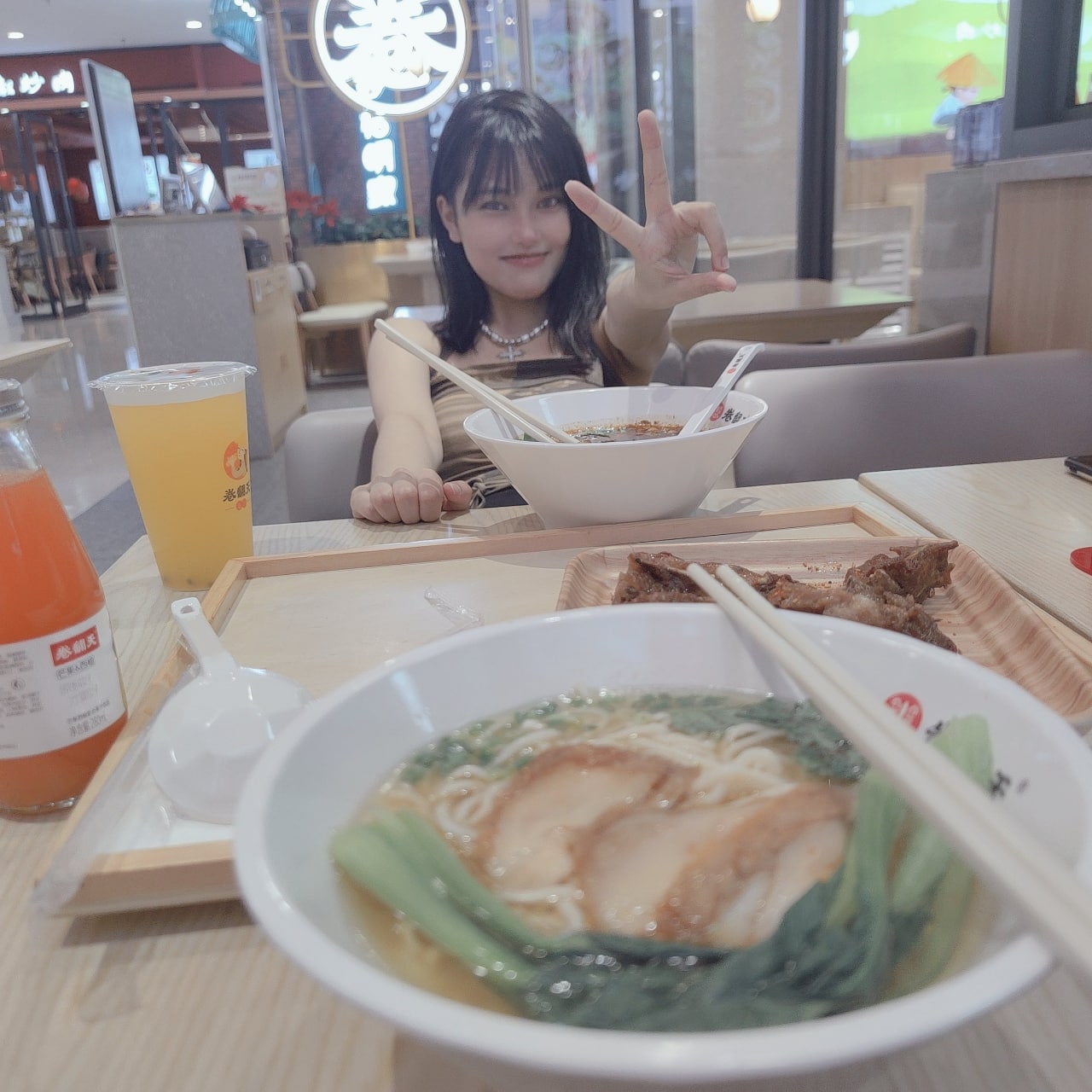 顶级美妇紧窄湿润御女小说