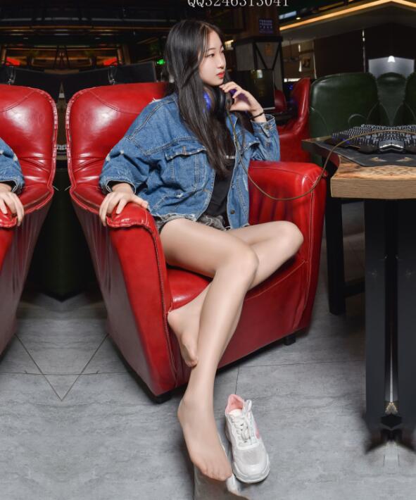 99国产精品一区二区-久久精品视频一区二区三区 - 小鸡AV美女网黄射