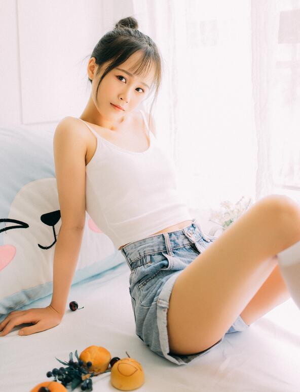 色一伦一情一区二区三区-777午夜精品电影免费看 - 小鸡AV青青草久久久