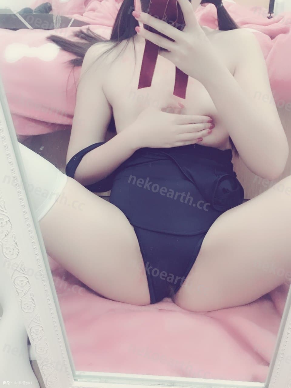 精品成人免费自拍视频