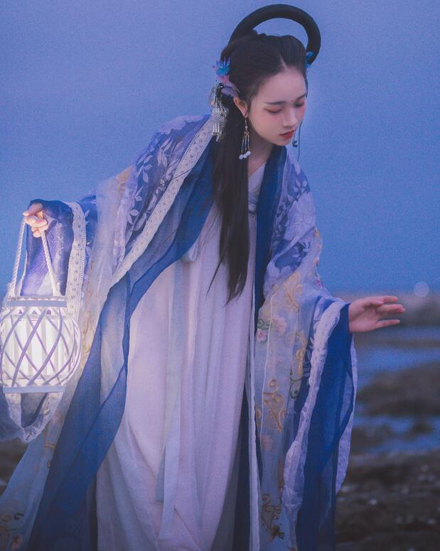 伊人成综合-久久这里只有精品国产 - 小鸡AV9久9久女女热精品视频免费观看