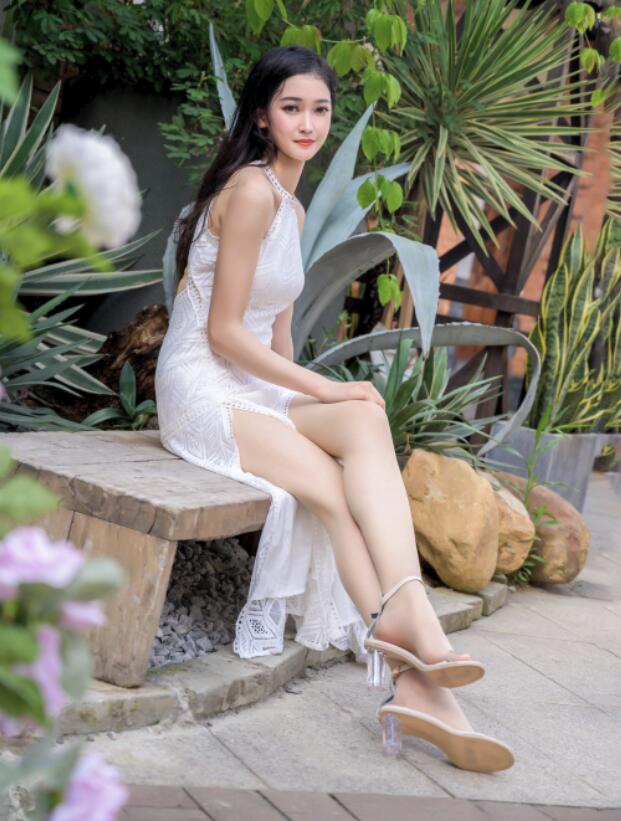 一品楼论坛-午夜影院 - 小鸡AV天降女子1一9集无修版