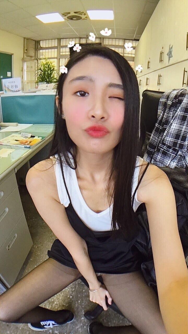 日日摸夜夜添夜夜爽出水