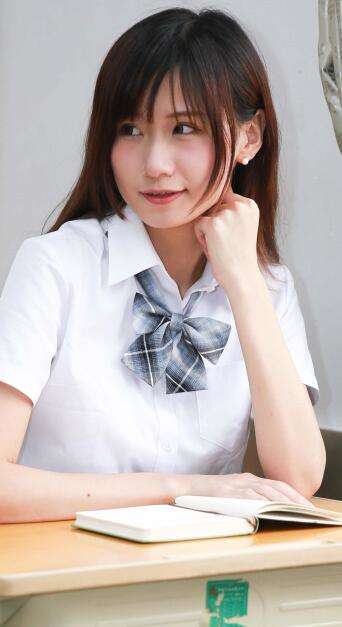 午夜伦伦电影理论片大片-91av视频 - 小鸡AV我和女房东做爰过程