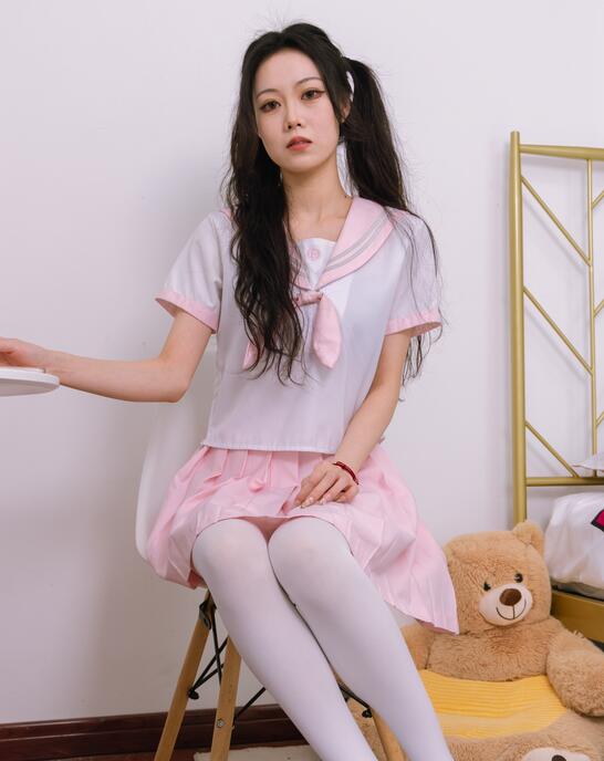 短篇肉耽H车-欧美又粗又大又黄的片 - 小鸡AV成年色黄APP下载