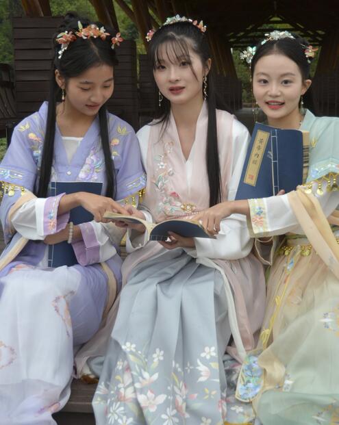 男的把J放进女人的小J视频-2018年秋霞无码片 - 小鸡AV国内精品久久毛片一区二区