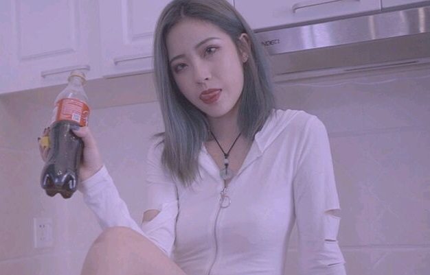 日本免费一二区视频-色香视频首页 - 小鸡AV超污超爽的的大尺度小说