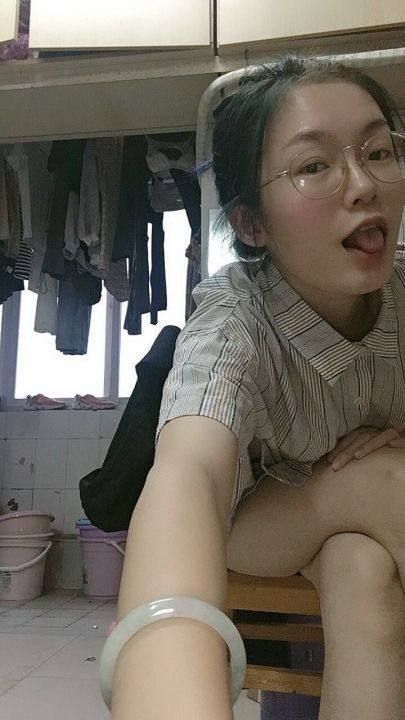 91亚洲精品成人一区-嗯啊好爽好大 - 小鸡AV小h短篇辣耽各种姿势bl