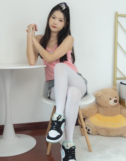 欲乱又大又粗-淫欲转校生 - 小鸡AV国产视频精品在线偷拍