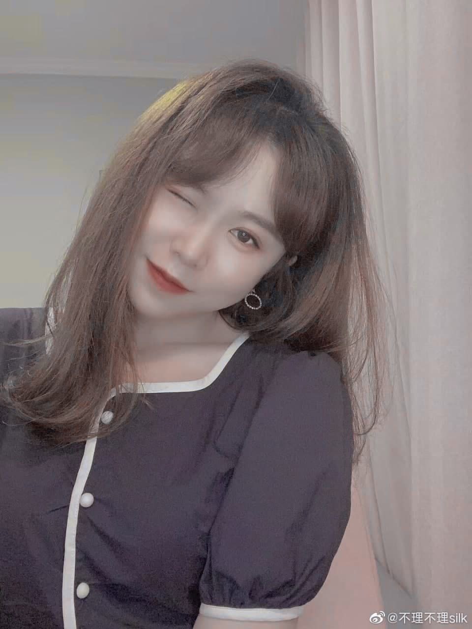 亚洲综合视频在线-一代女皇武则天a级艳 - 小鸡AV九九久久99综合一区二区