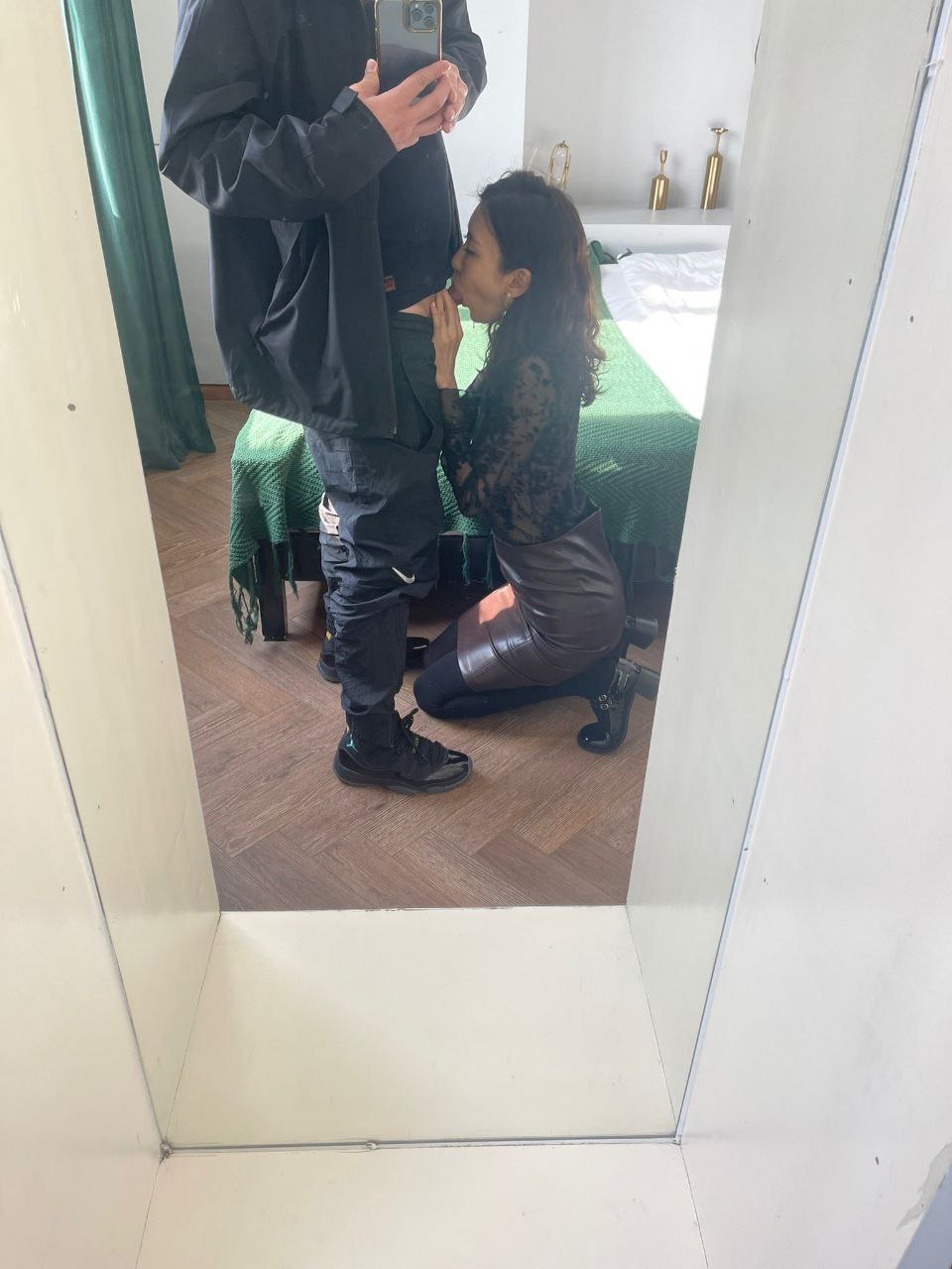 天骄直播在线观看-欧美日韩亚洲区久久综合 - 小鸡AV韩国演艺圈悲惨事件19集二