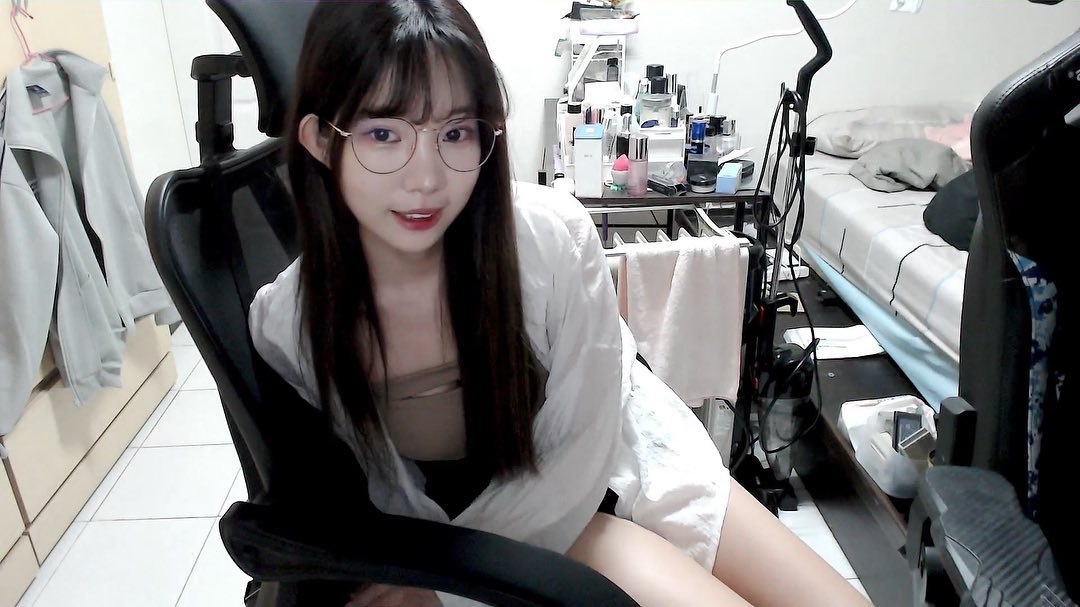 亚洲无吗精品AV九九久久-久久亚洲w码s码 - 小鸡AV骚奴调教性奴捆绑SM性女王