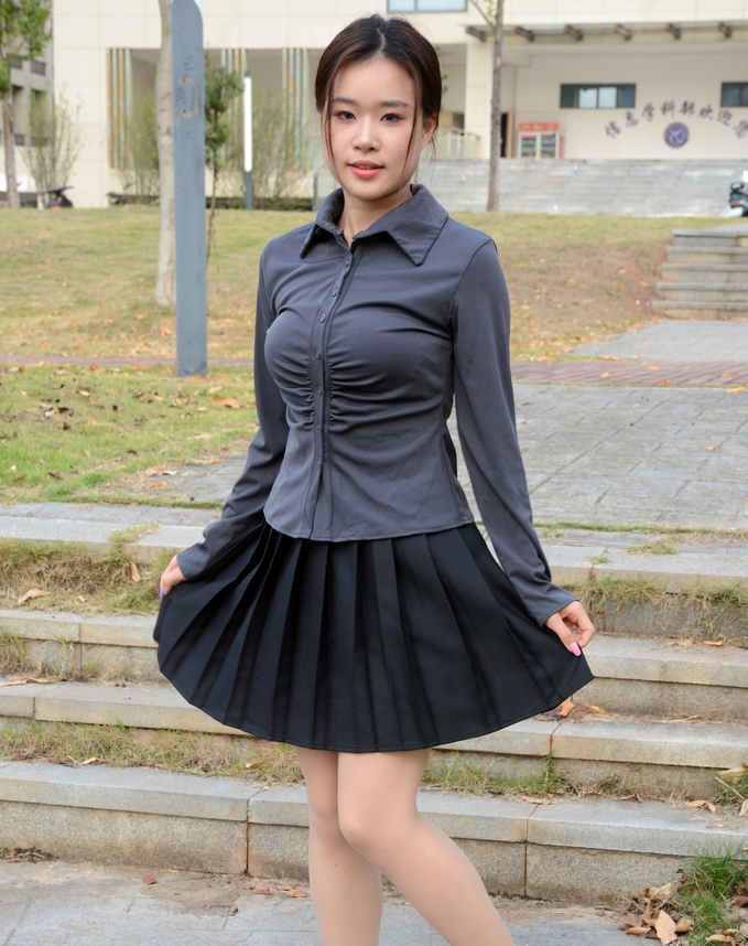 玩弄丰满护士呻吟视频