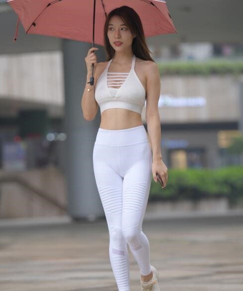 人妻被下药正在播放