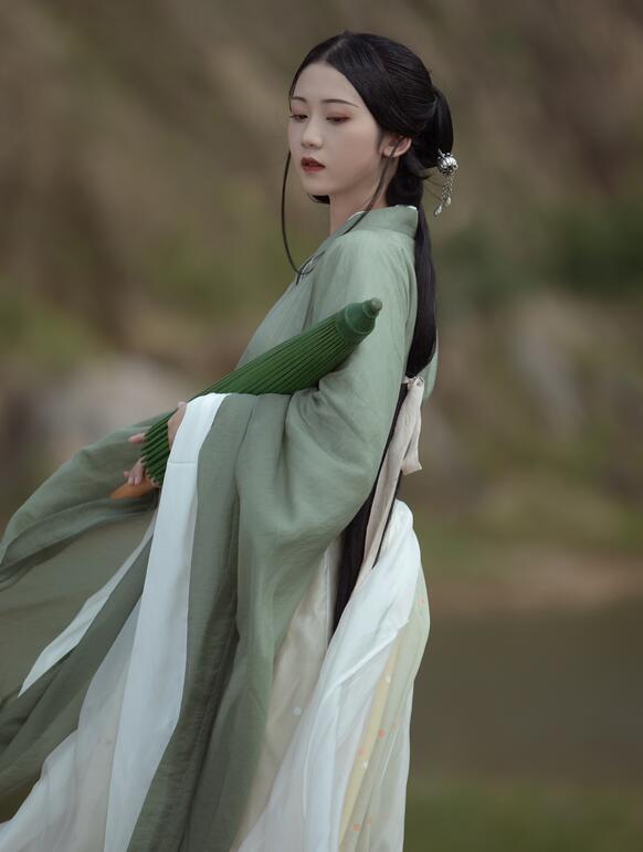 洗澡被公強奷60分钟