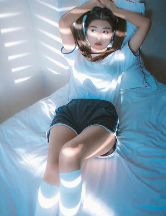 男人又粗又硬桶女人免费-四虎国产永久在线精品免费观看 - 小鸡AV午夜看片网站