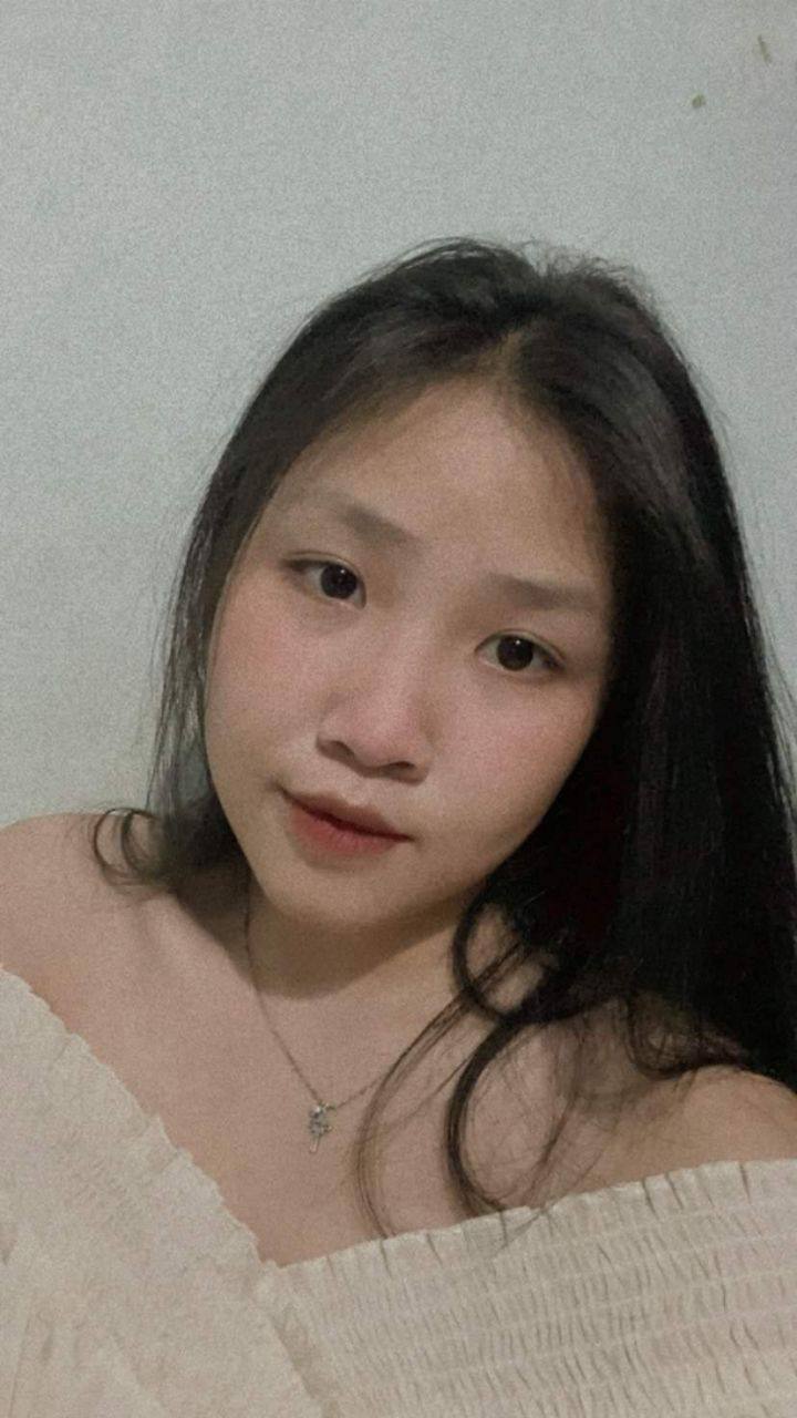 小受被按在墙上做腿交动漫