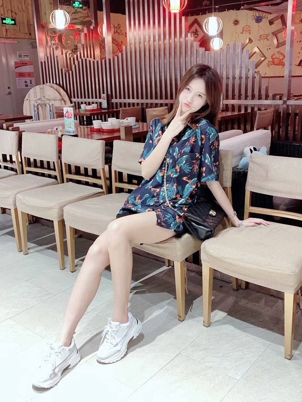 《乳色吐息》在线播放-我要看av电影 - 小鸡AV亚洲色一色噜一噜噜噜