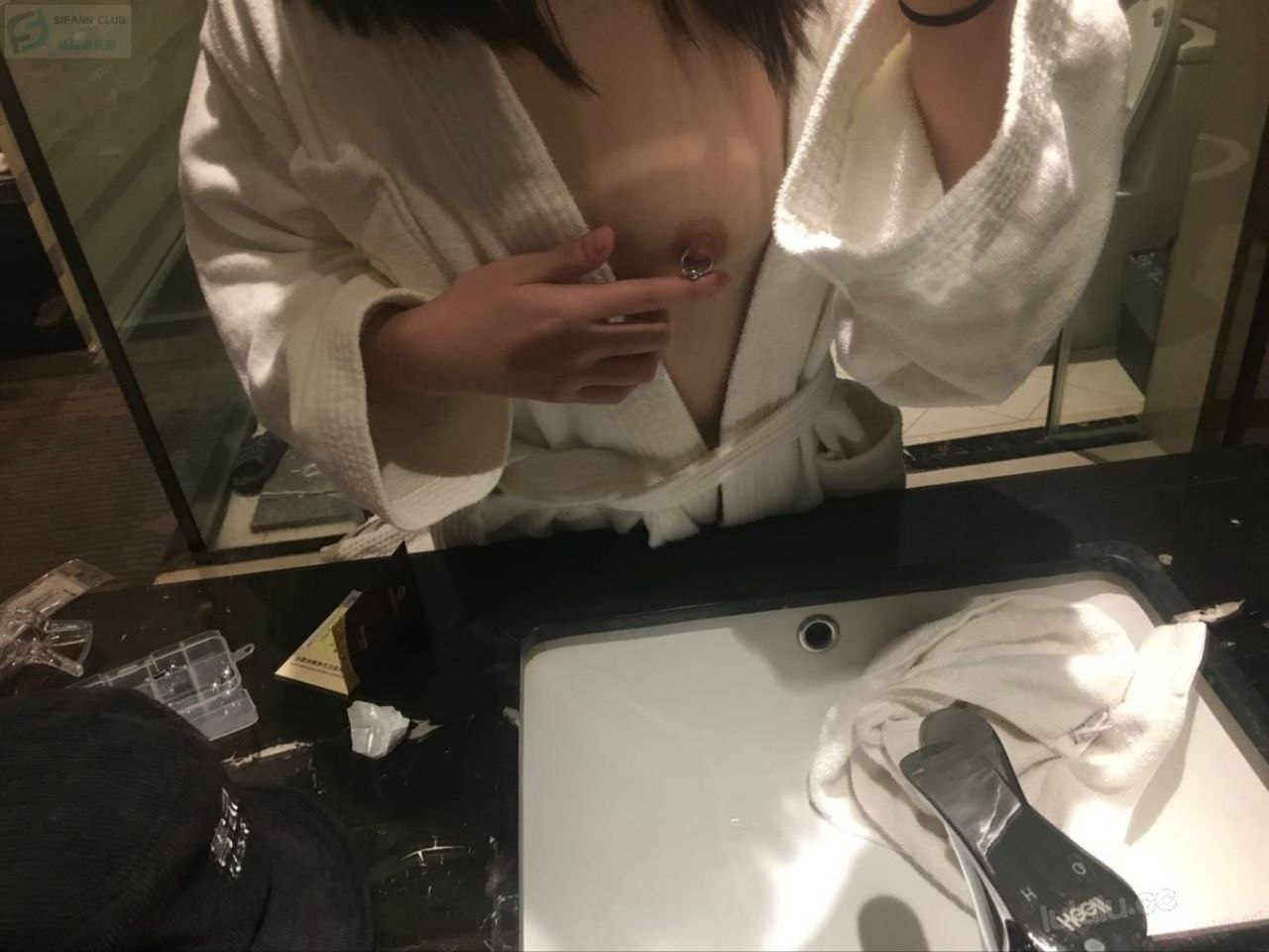 亚洲国产一区二区三区最新-精品欧美一区二区在线观看 - 小鸡AV天天色天天射综合网