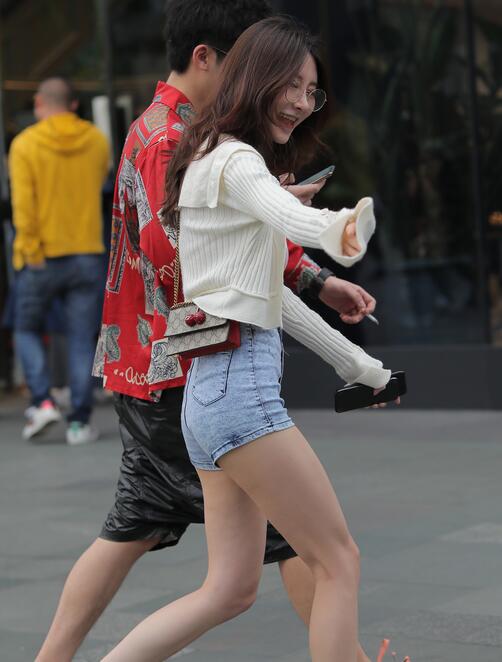 亚洲精品中文字幕区-国产精品久久久久网站 - 小鸡AV亚洲人成777在线播放