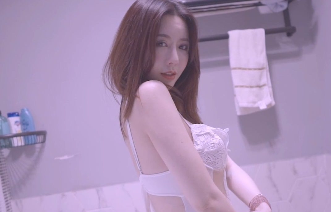 办公室高潮秘书2-黄篇男在上女在下视频免费 - 小鸡AV高清H肉动漫在线观看