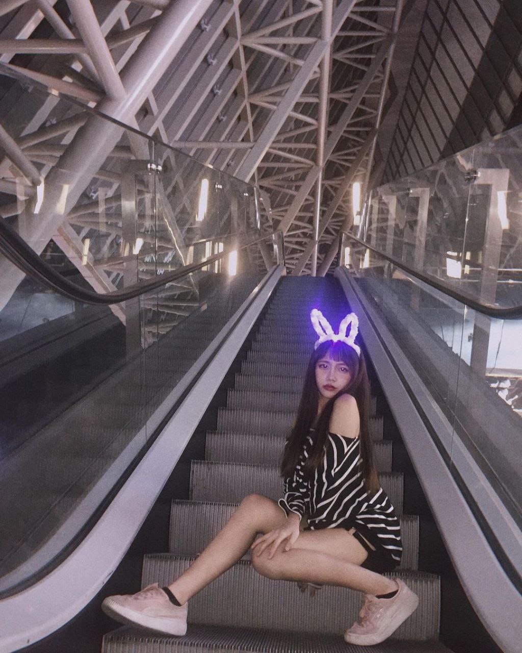 日韩电影免费在线观看中文字幕-电梯小姐动画 - 小鸡AV免费网站看av片