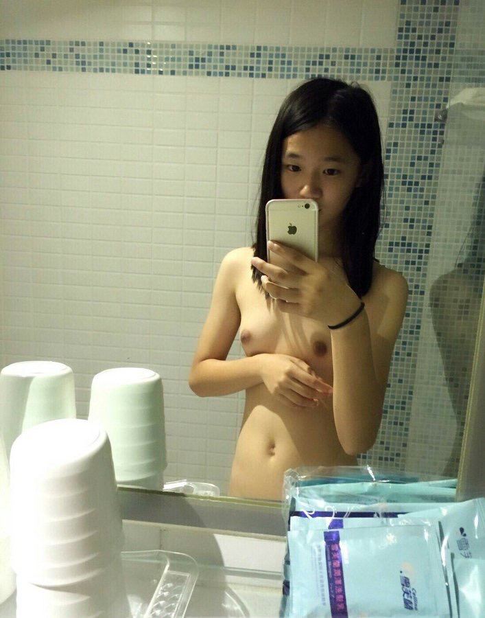 亚洲综合视频在线-一代女皇武则天a级艳 - 小鸡AV高h文高辣短篇