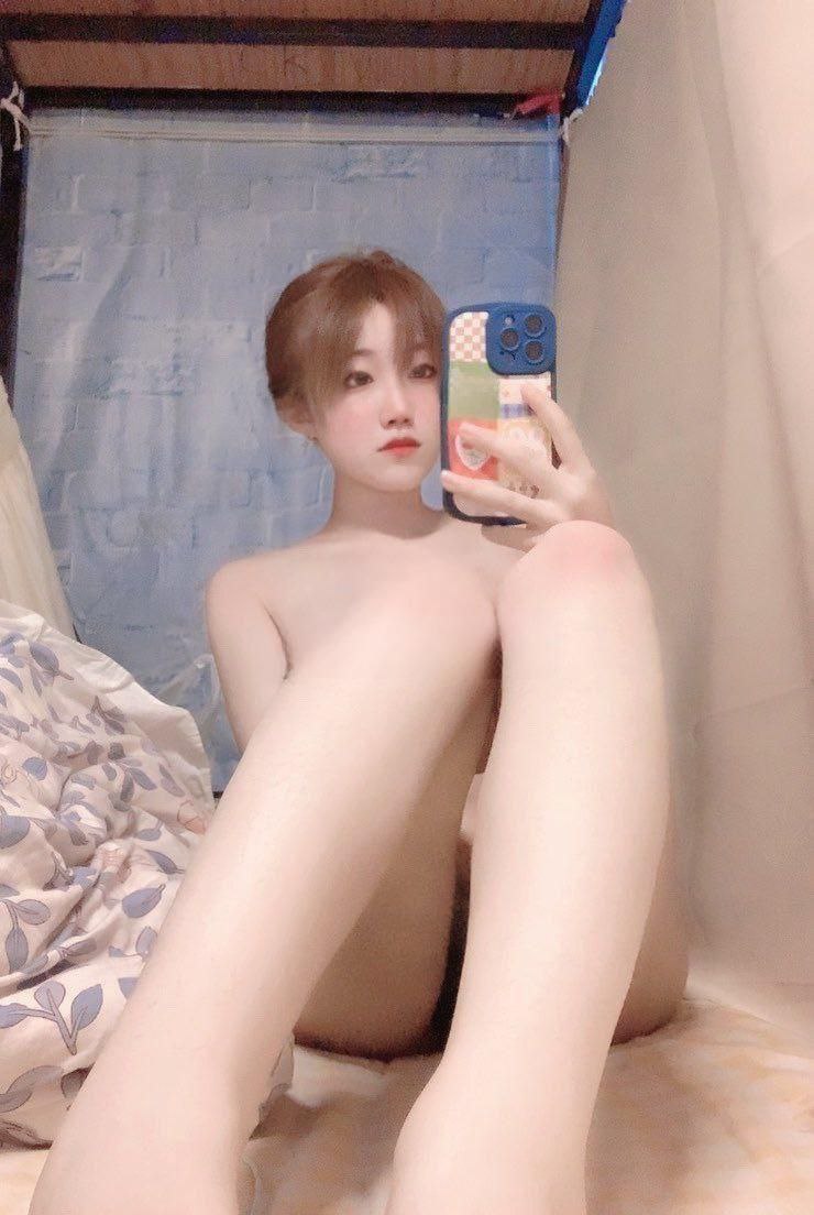 班长坐在我的腿上娇喘-小雪奶水涨翁公帮吸 - 小鸡AV欧亚又粗又大又黄的A片